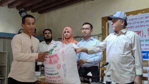 রামগড়ে মন্দির-বৌদ্ধ বিহারে অনুদান, বন্যায় ক্ষতিগ্রস্ত পরিবার পেল শিশু ও গো-খাদ্য