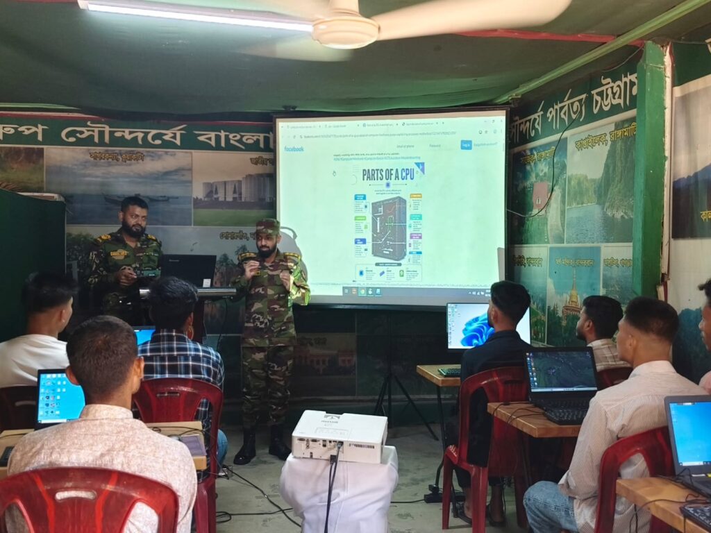 সেনাবাহিনীর মহালছড়ি জোনের উদ্যোগে কম্পিউটার প্রশিক্ষণ কর্মশালা শুরু, প্রথম ব্যাচে ১০ তরুণ