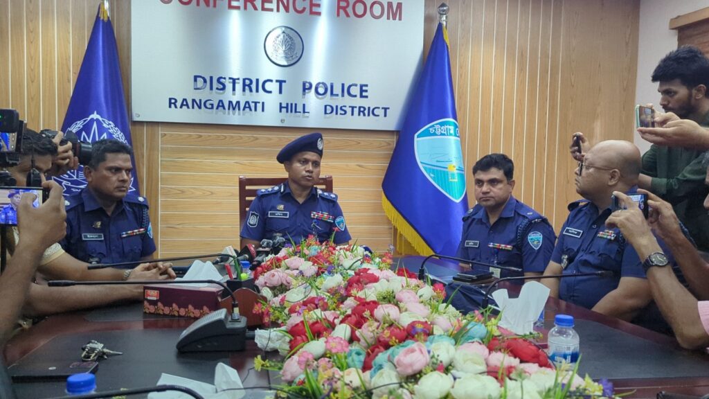 সাজেকে গোলাগুলিতে আইনশৃঙ্খলা বাহিনীর ৭ সদস্য আহত, পরিস্থিতি স্বাভাবিক