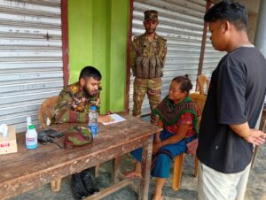 বাঘাইছড়ির গঙ্গারামে শতাধিক পাহাড়িকে বিনামূল্যে চিকিৎসাসেবা দিল সেনাবাহিনী