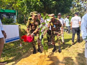 মহালছড়িতে নিরাপত্তা ও সম্প্রীতি বজায় রাখতে সেনাবাহিনীর মতবিনিময় সভা