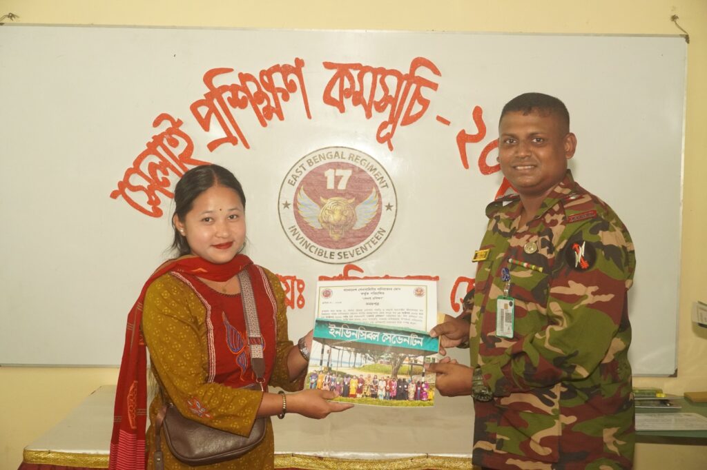 নানিয়ারচরে সেনাবাহিনীর উদ্যোগে সেলাই প্রশিক্ষণ পেলেন ১৬ নারী