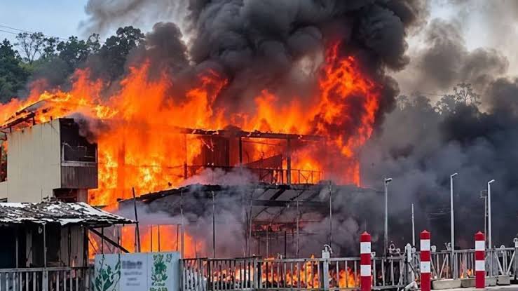 ইনানীর টুপটুপ রিসোর্টে আগুনে নিহত ১০ জনের পরিচয় শনাক্ত, নারী নিখোঁজ