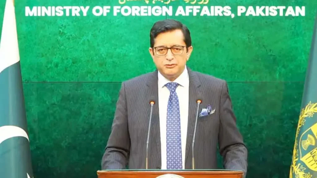 ভারতের প্রতিরক্ষামন্ত্রীর ‘উসকানিমূলক’ বক্তব্য: কড়া জবাব পাকিস্তানের