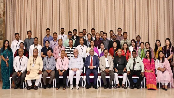 ক্ষুদ্র জাতিগোষ্ঠীর উন্নয়ন ও অধিকার নিশ্চিত করার আহ্বান রাষ্ট্রপতির
